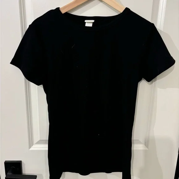 Lot of Ten Women’s Short Sleeve Casual Tops - Picture 8 of 10